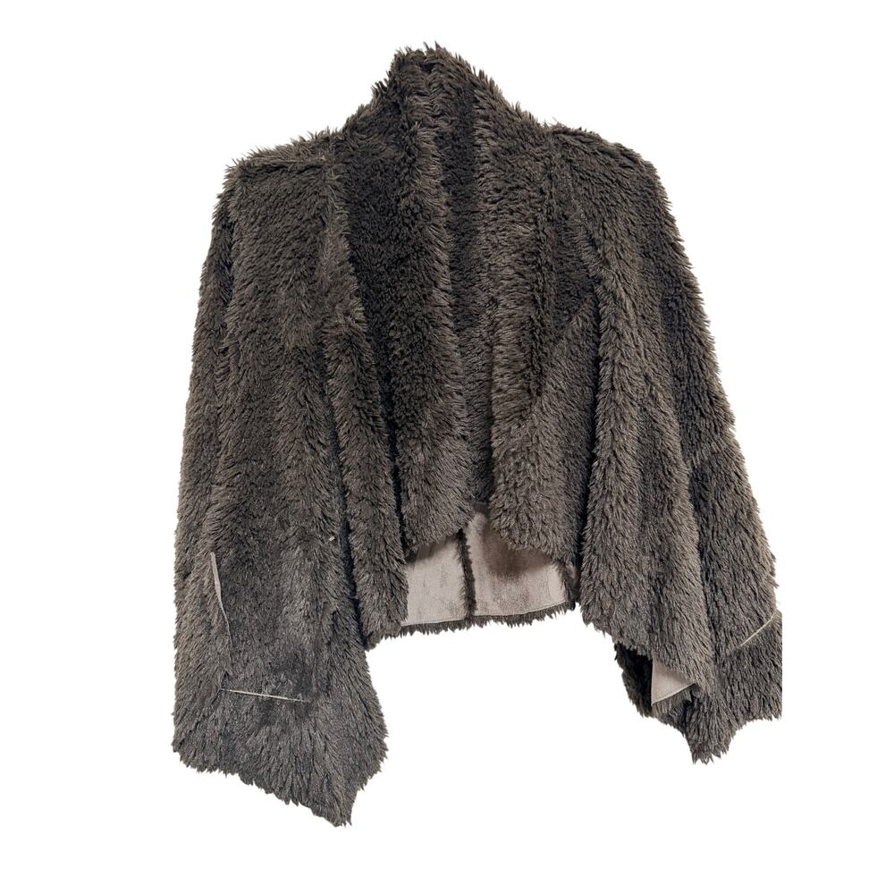 Fever Faux Fur Open Front Jacket L Brown Sherpa Lined Asymmetrical Hem Cozy - Picture 9 of 11